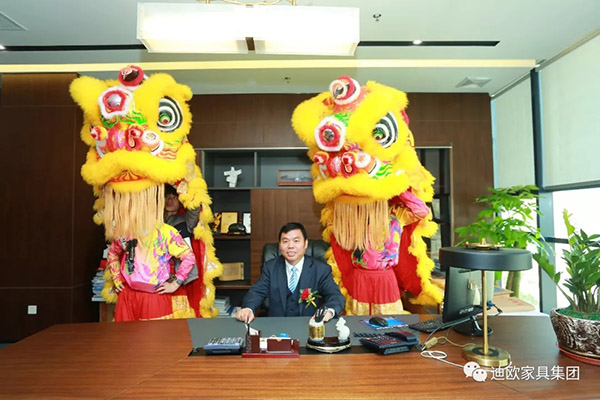 好色先生TV轻质量版下载家具